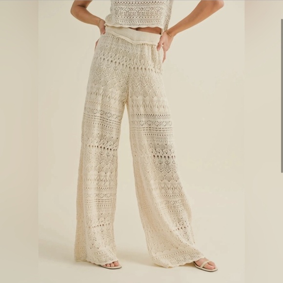 900. NEW The Laguna Beach Crochet Pants - Picture 3 of 4
